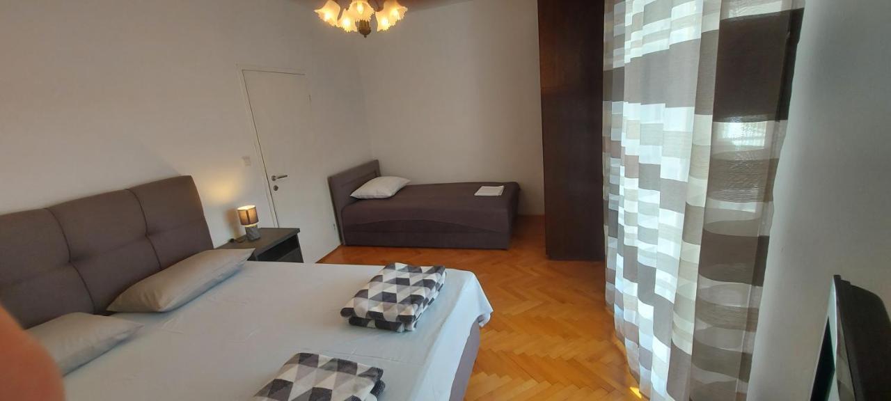 Apartments Skelin Vodice Eksteriør bilde
