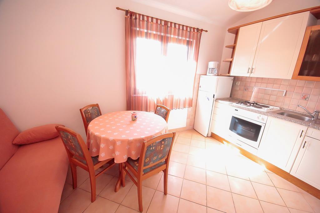 Apartments Skelin Vodice Rom bilde