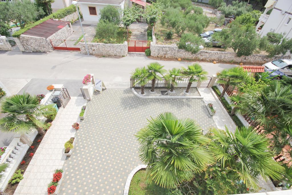 Apartments Skelin Vodice Eksteriør bilde