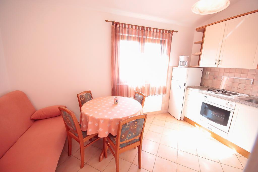 Apartments Skelin Vodice Rom bilde