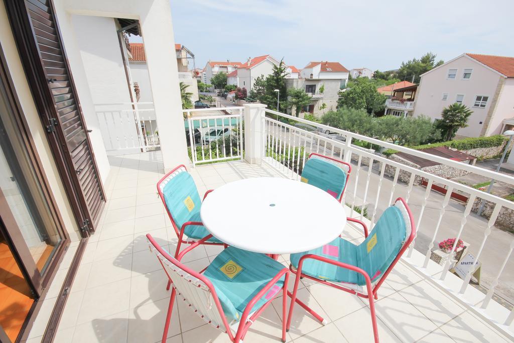 Apartments Skelin Vodice Rom bilde