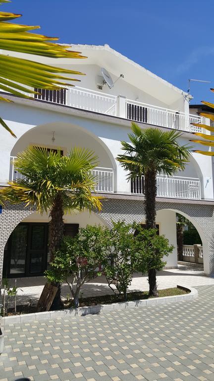 Apartments Skelin Vodice Eksteriør bilde