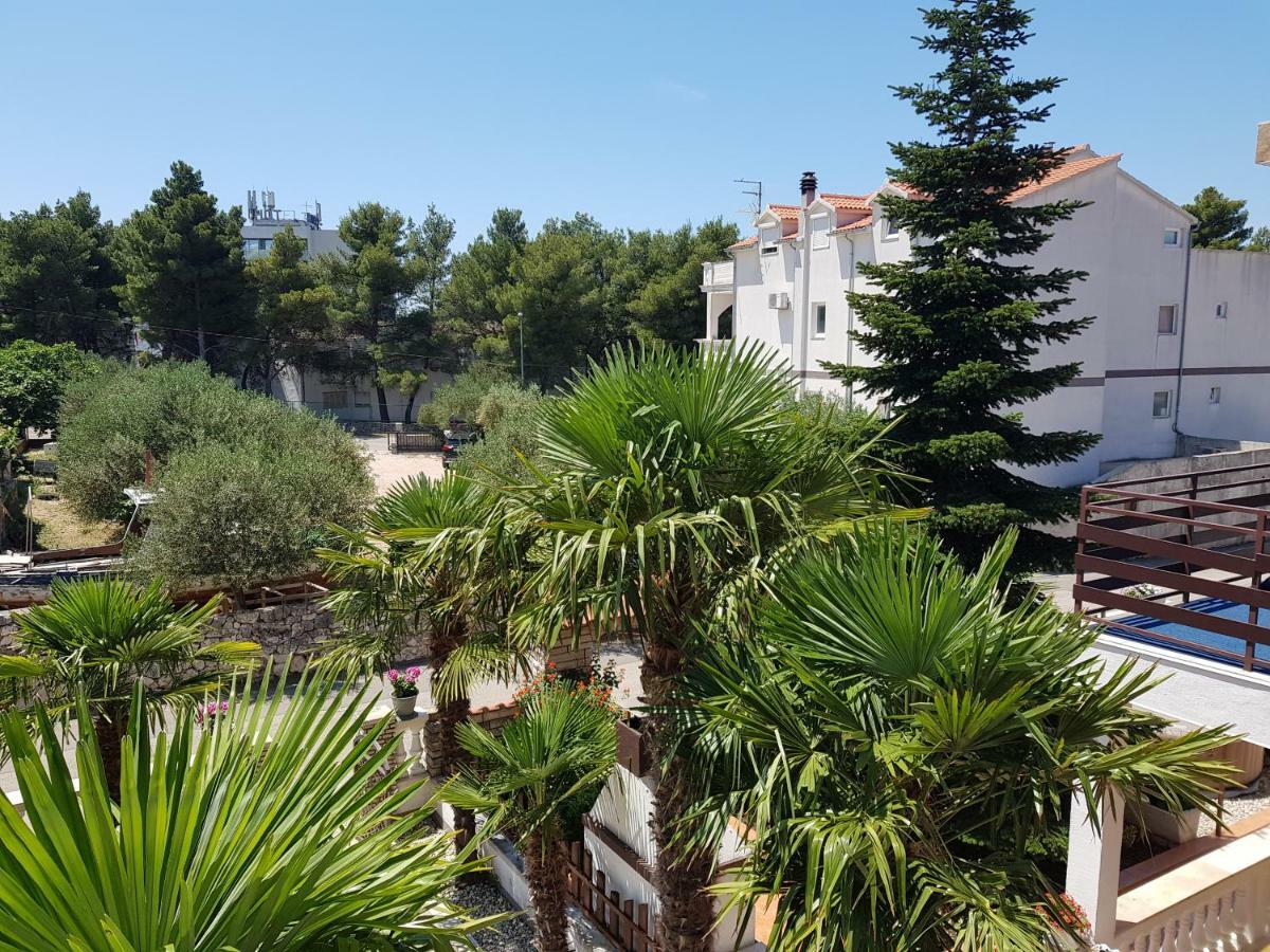Apartments Skelin Vodice Eksteriør bilde