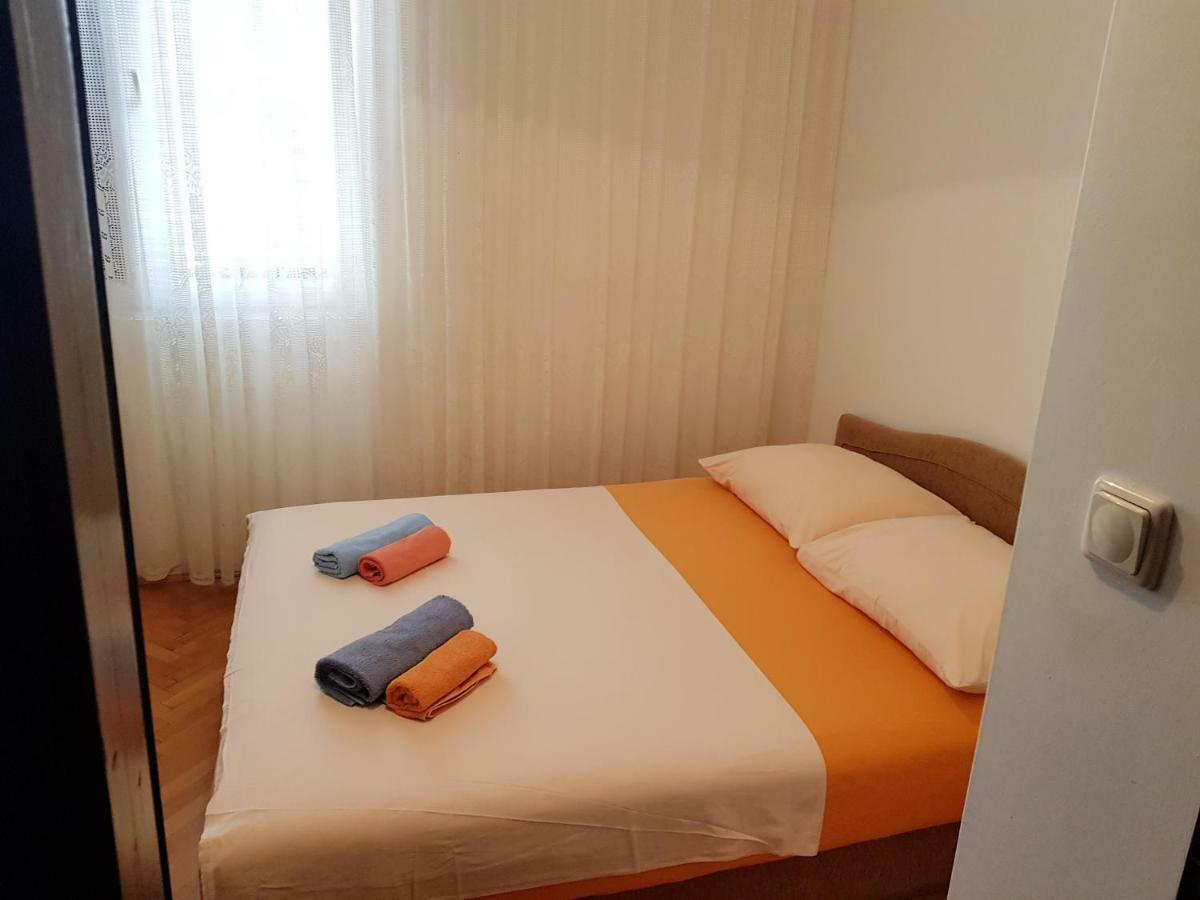 Apartments Skelin Vodice Eksteriør bilde